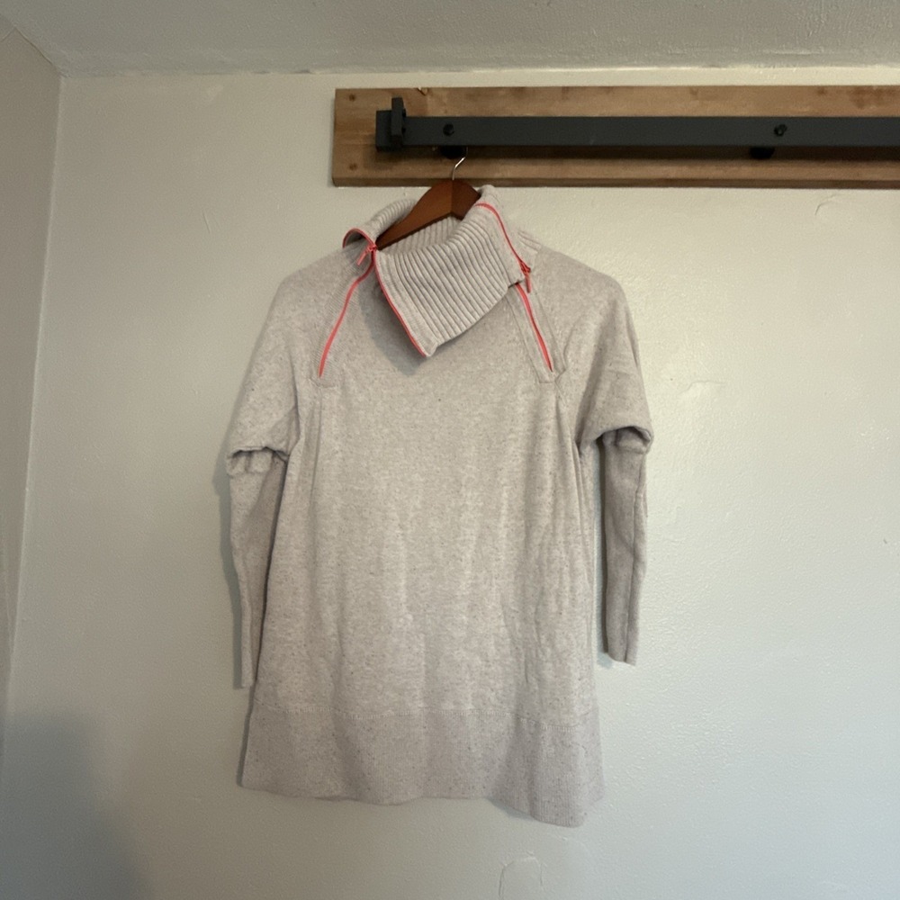 Seraphine Maternity & Nursing Sweater‎ Pink Zippers Women's Small Beige Cotton
